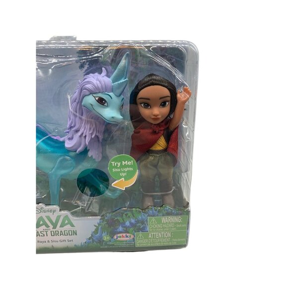 Disney's Raya and the Last Dragon Petite Raya & Sisu Gift Set - Picture 4 of 8